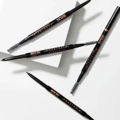 Anastasia Beverly Hills Brow Wiz Skinny Brow Pencil Auburn 0.04g (0.001oz)