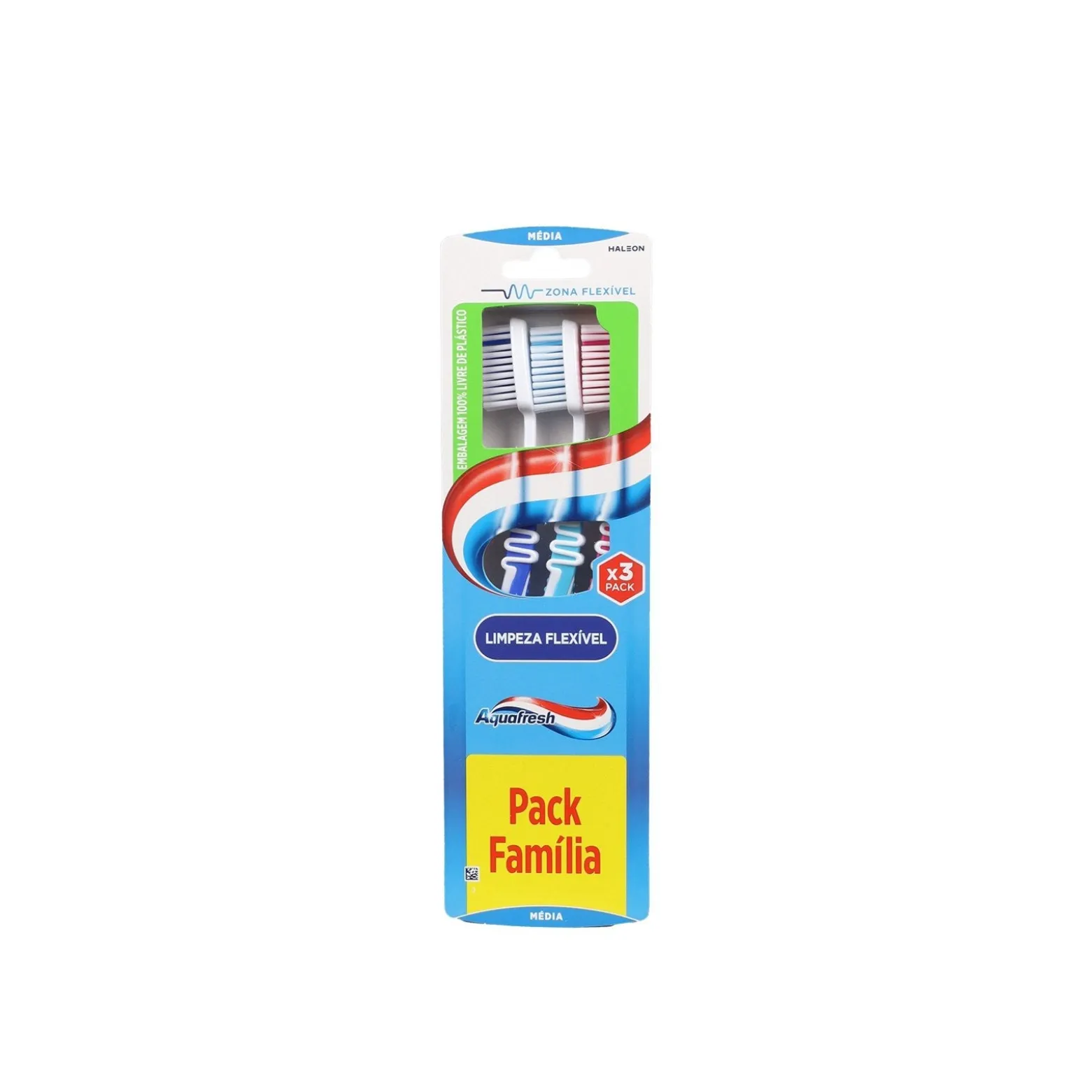 Aquafresh Flexible Cleaning Medium Toothbrush Multiple Colors x3