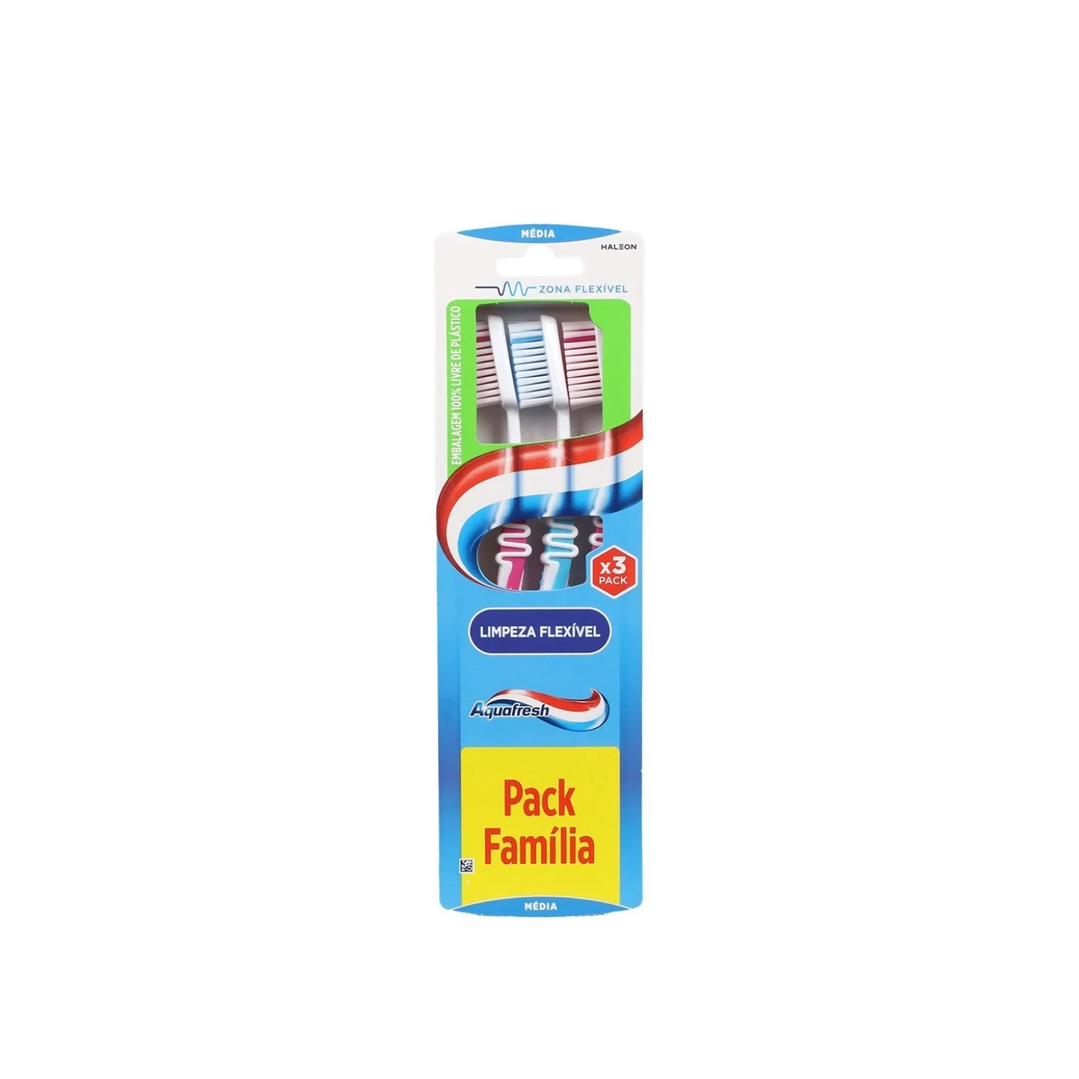 Aquafresh Flexible Cleaning Medium Toothbrush Multiple Colors x3