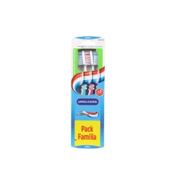 Aquafresh Flexible Cleaning Medium Toothbrush Multiple Colors x3