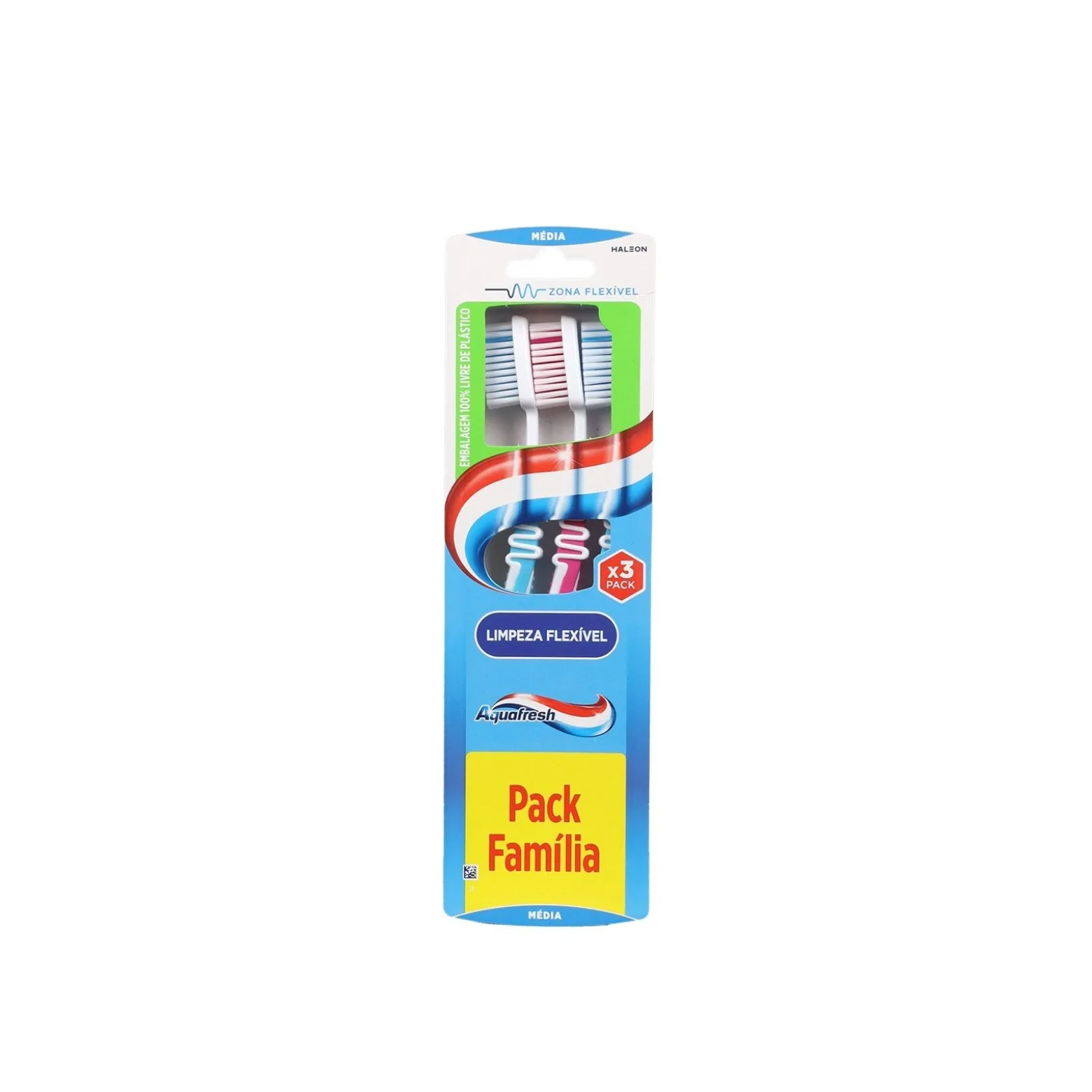 Aquafresh Flexible Cleaning Medium Toothbrush Multiple Colors x3