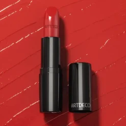 Artdeco Perfect Color Lipstick 806 ARTDECO RED 4g (0.14oz)