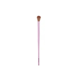 essence Blending Brush 01 Blending Is My Cardio
