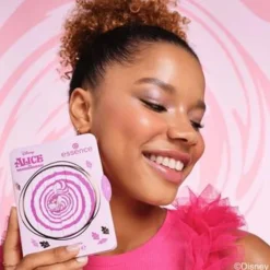 essence Disney Alice in Wonderland Eyeshadow Palette 01 All Smiles Here