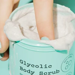 Frank Body Glycolic Body Scrub 250g (8.82oz)