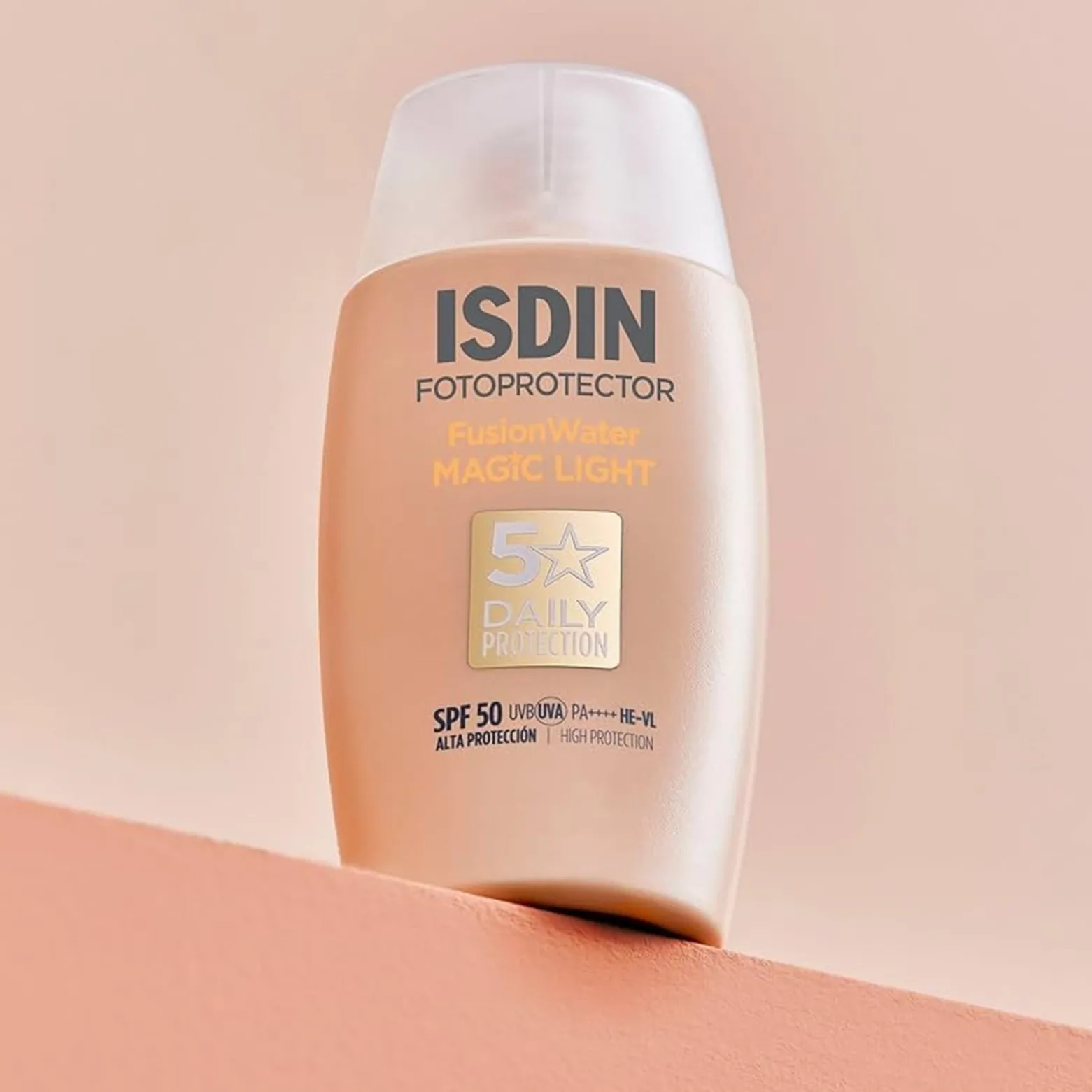 ISDIN Fotoprotector Fusion Water Magic Sunscreen SPF50 Color Light 50ml (1.69floz)