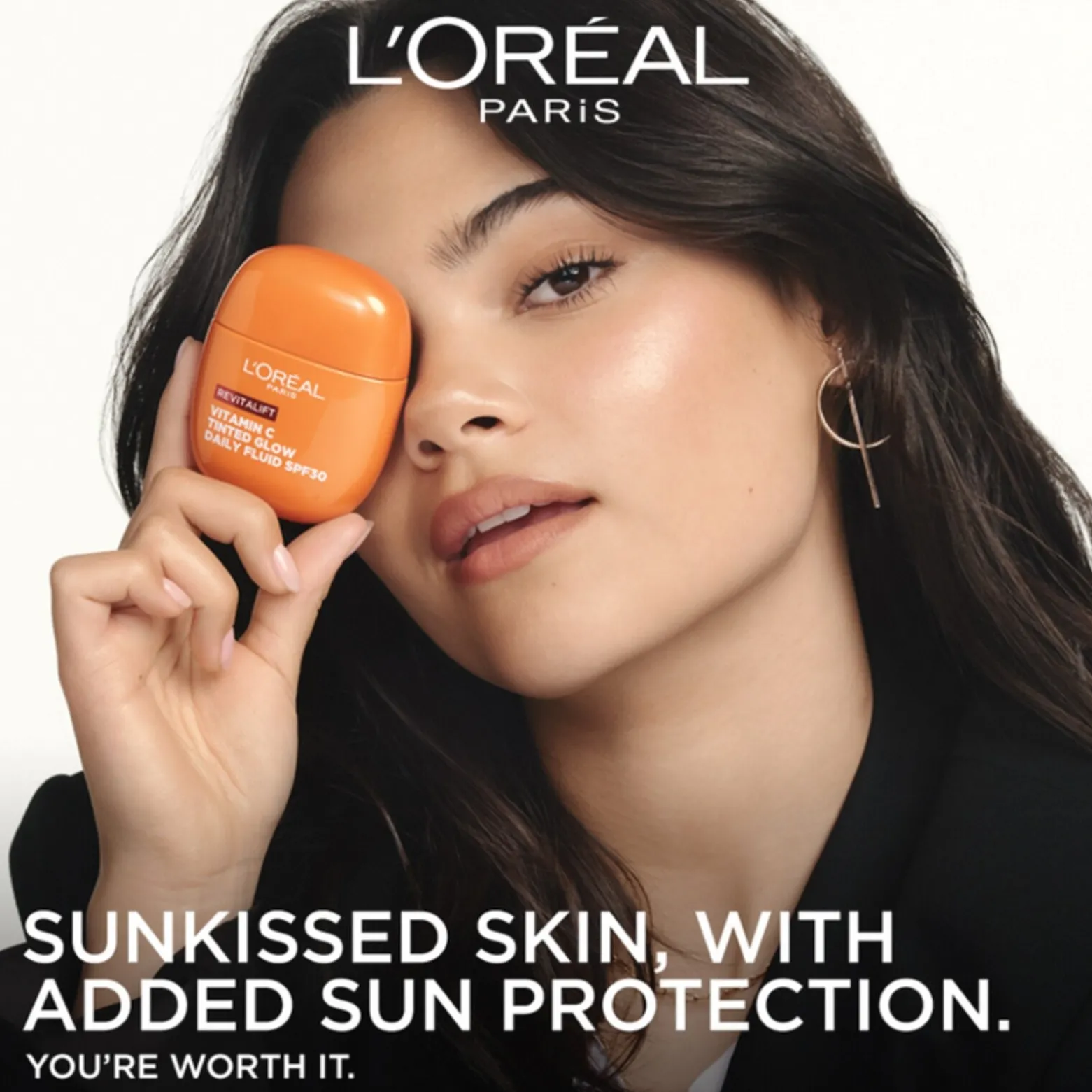 L'Oréal Paris Revitalift Vitamin C Tinted Glow Daily Fluid SPF30 40ml (1.35floz)