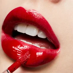 M.A.C Cosmetics Lipglass 328 Ruby Woo 3.1ml (0.10floz)
