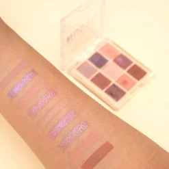 Makeup Revolution Ultimate Nudes Shadow Palette Light