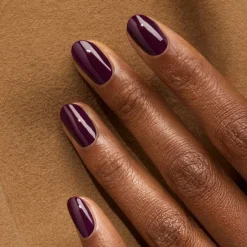 Manucurist Green Nail Polish Aubergine 15ml (0.51floz)