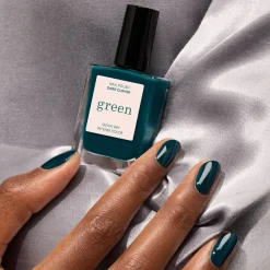 Manucurist Green Nail Polish Dark Clover 15ml (0.5floz)