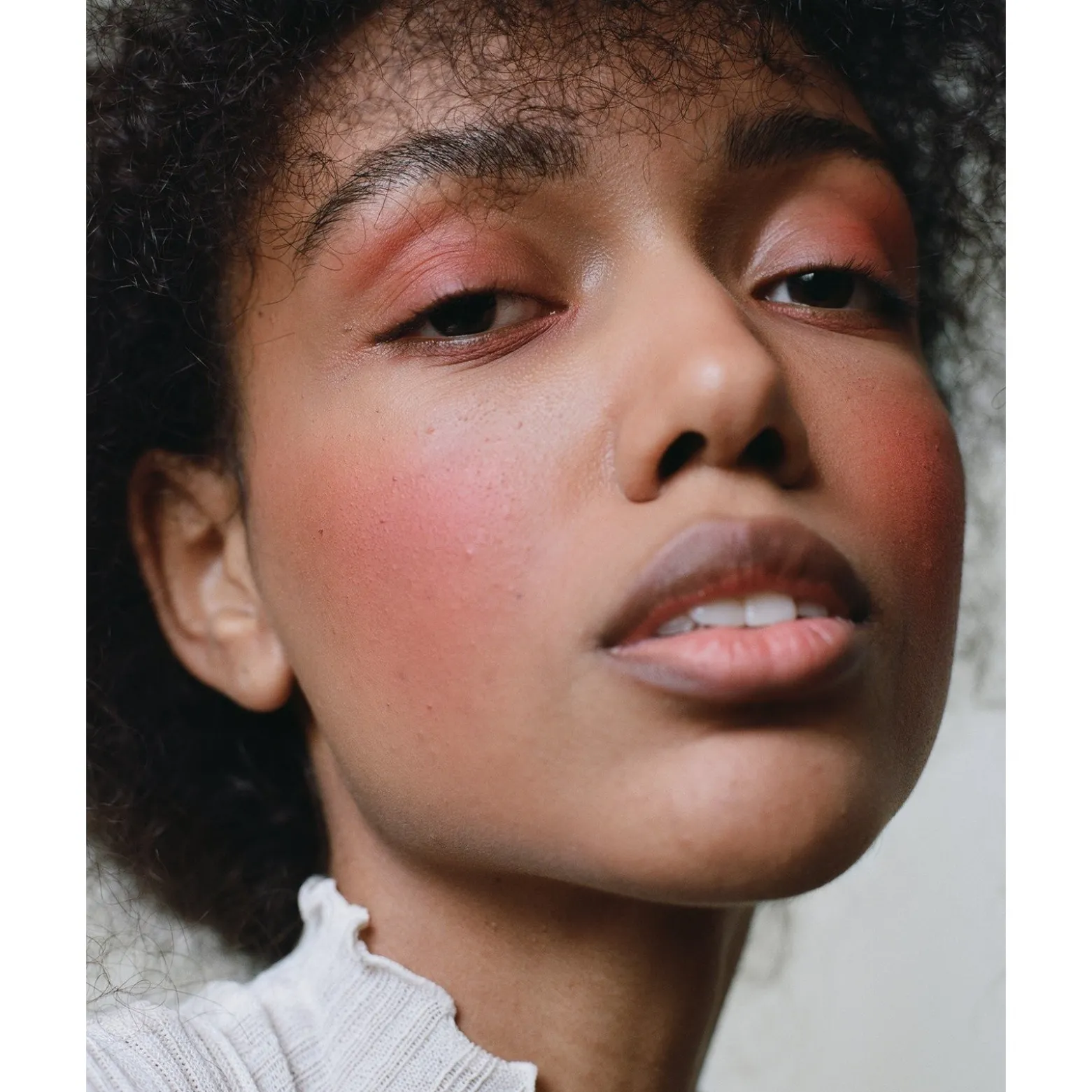 Mádara Magnetic Blush Mineral Cheek Blusher 2 Bare Blossom 6g (0.21oz)