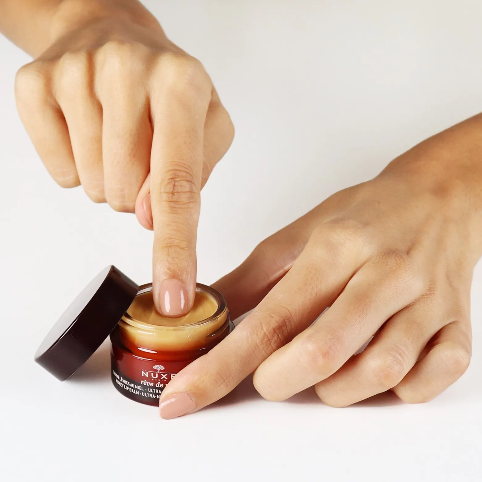 NUXE Rêve de Miel Honey Lip Balm Ultra Nourishing and Repairing 15g (0.52 oz)
